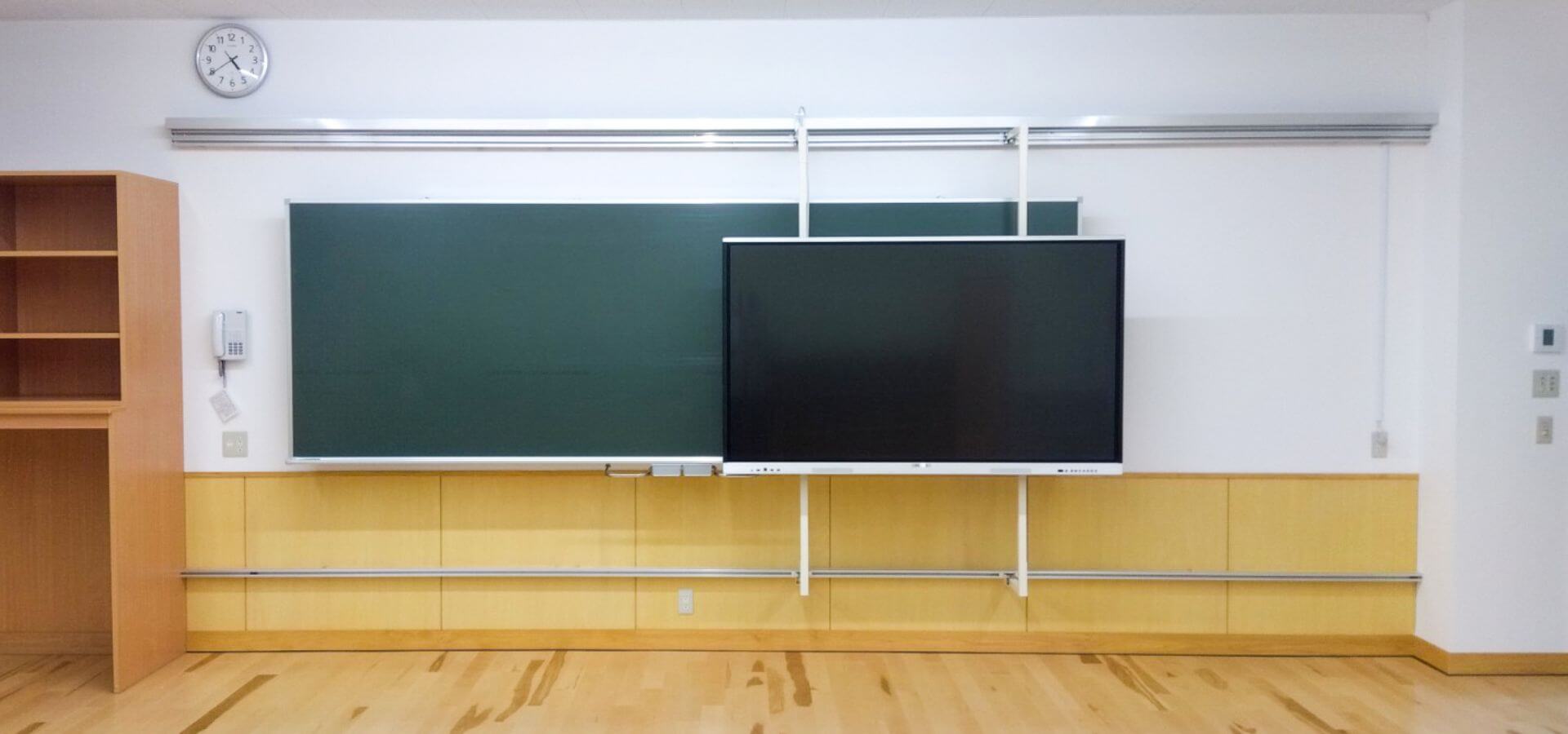 ディスプレイ（ボード）型電子黒板スライド式 | サカワ